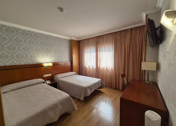 Hotel HHB Pontevedra Confort