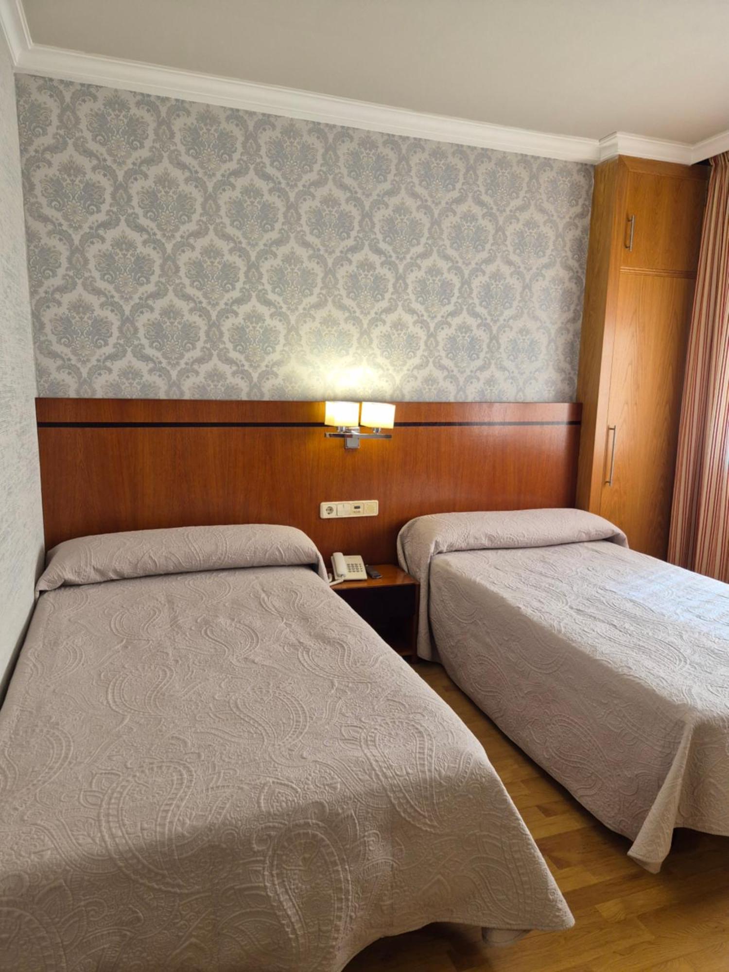 Hhb Confort Hotel