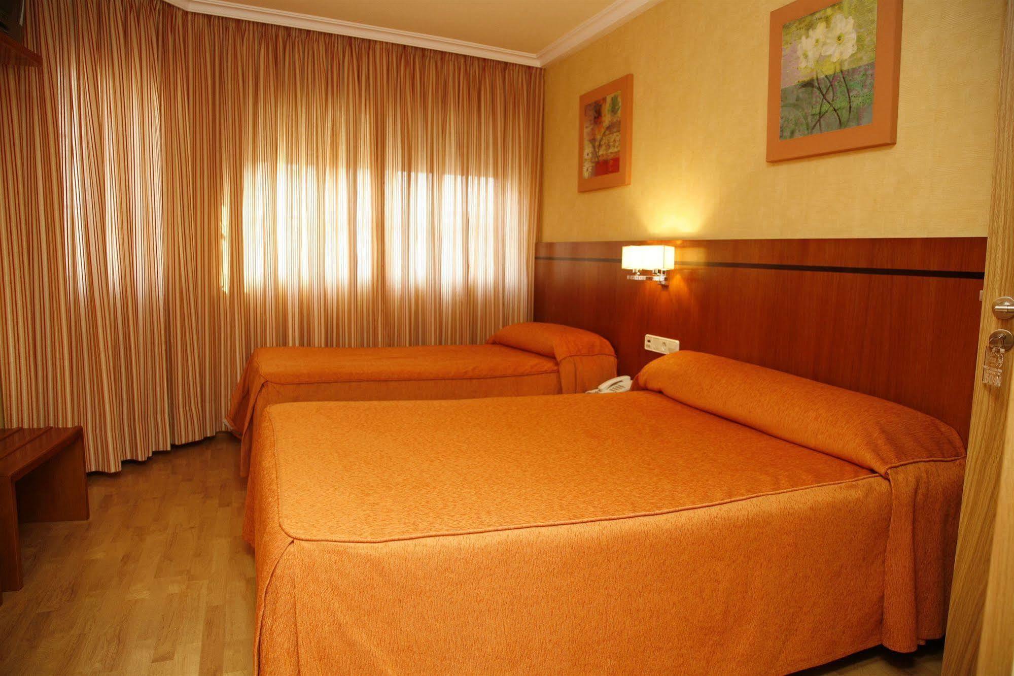 Hhb Confort Hotel